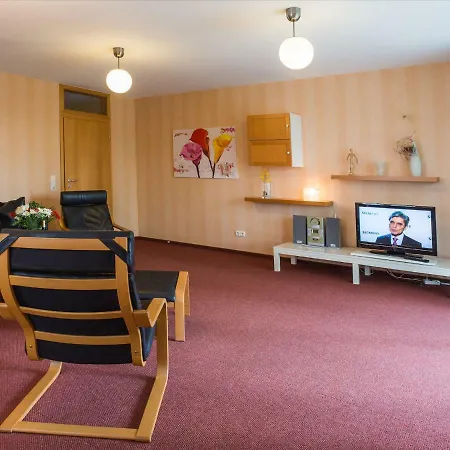 - Strandstr. 24 Apartman Karlshagen