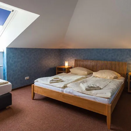 - Strandstr. 24 Karlshagen