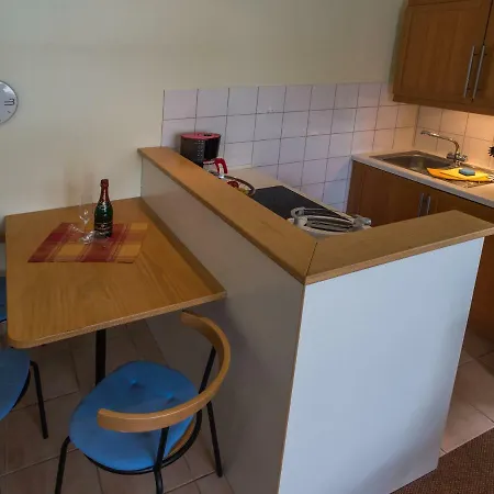 - Strandstr. 24 Apartman Karlshagen